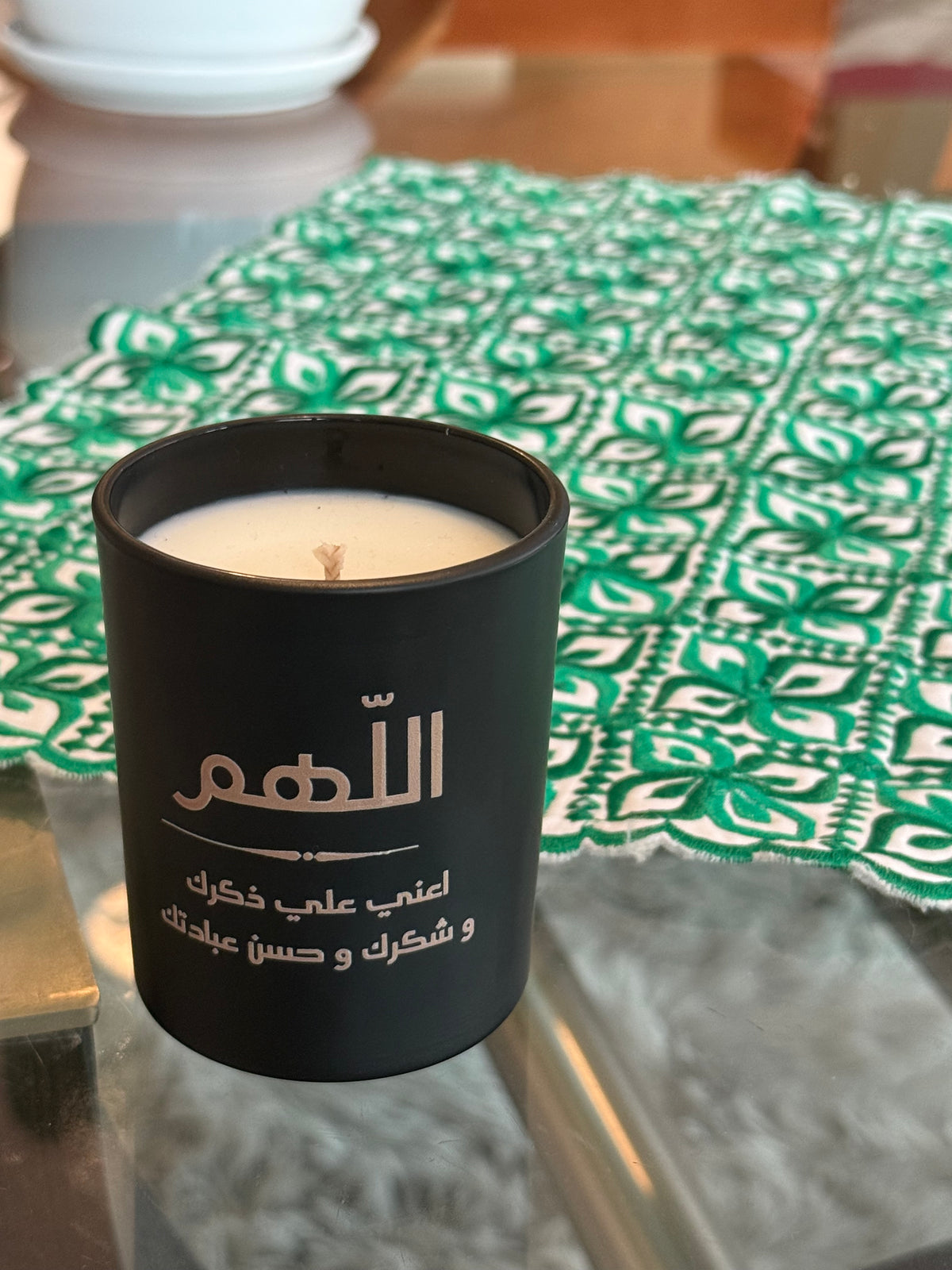 Custom Candle Creations – Unique Scents, Unique Memories