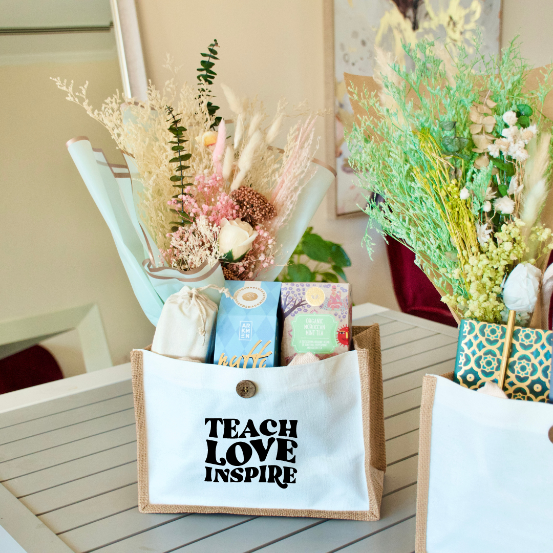 Teachers gifts Dubai Abudhabi